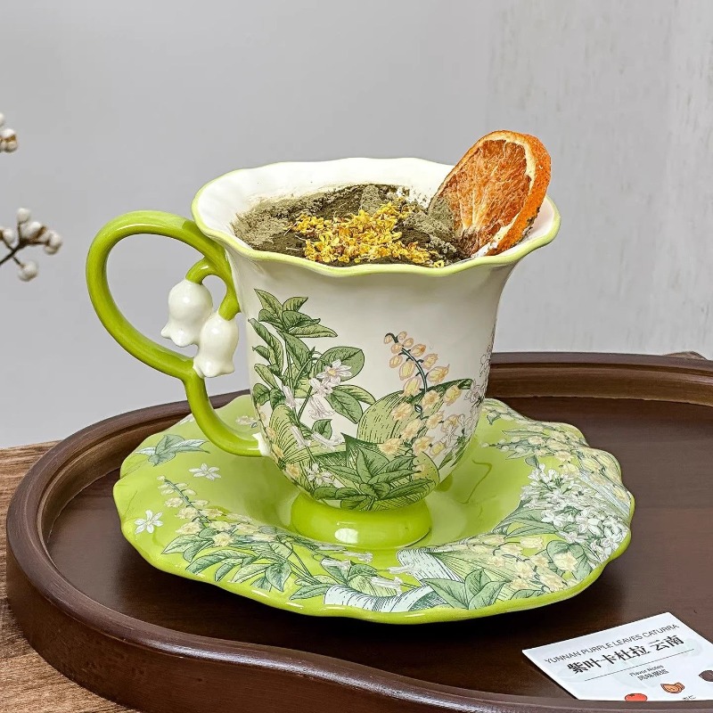 スズランの花が咲くアフタヌーンティーセット - 精巧な高級陶 - Valley Tea And Coffee のレビューと価格