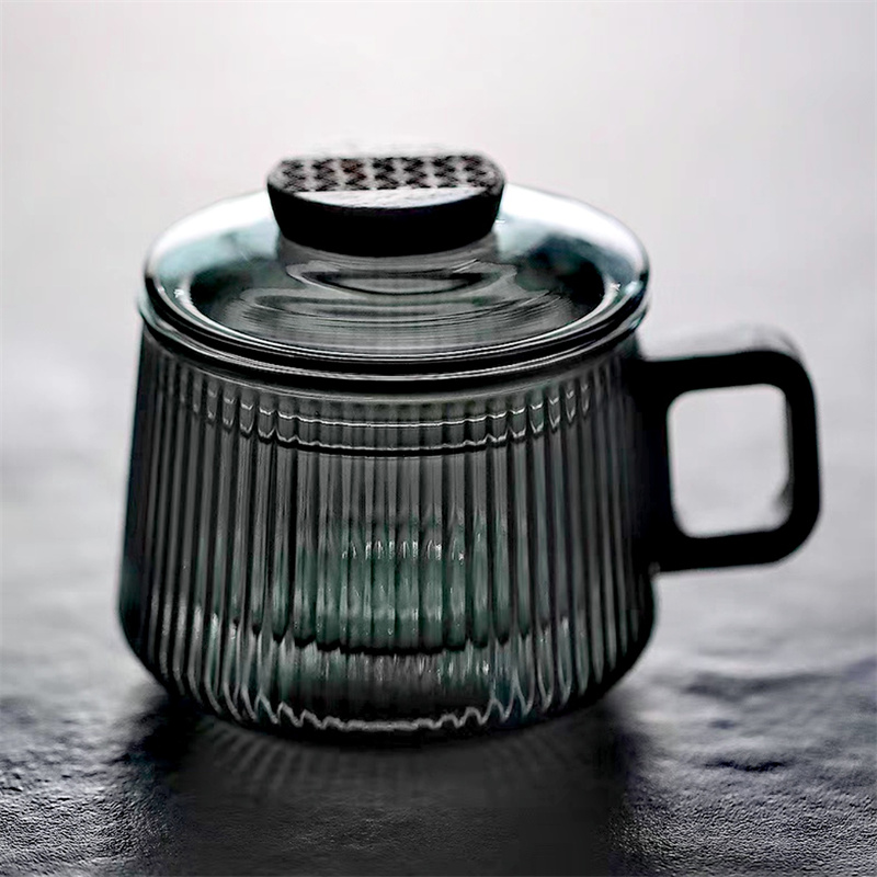 ホウケイ酸ガラス製ティーカップ,ストライプ,木製ハンドル付き - Coffee Tea Japan のレビューと価格